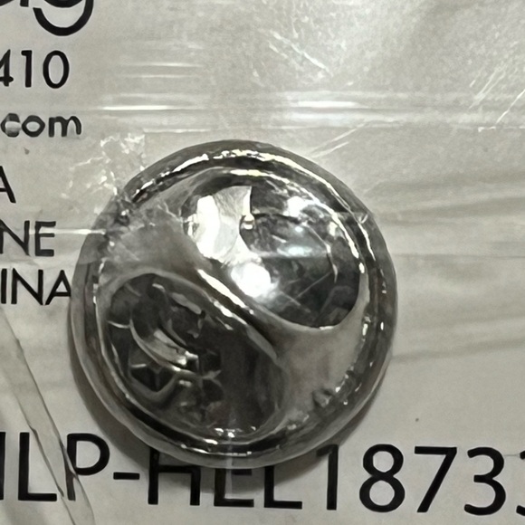 Sweet Hello Kitty push pin by Sanrio - Picture 2 of 3